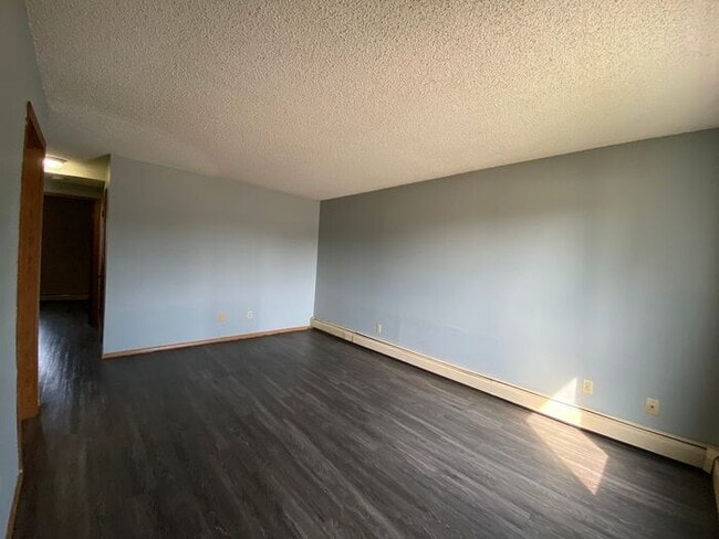 Building Photo - $995 | 1 Bedroom, 1 Bathroom Apartment | Pet Friendly* | Available for January 9th, 2026 Move In!*