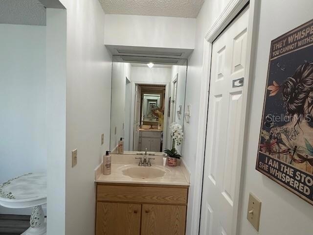 Building Photo - 40 Comanche Ct