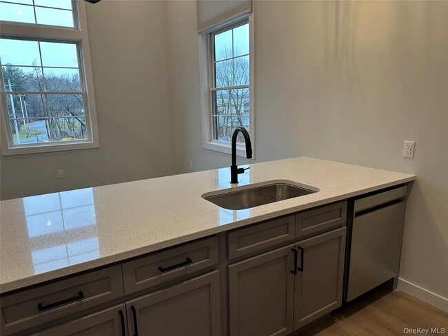 Building Photo - 13 Forester Ave