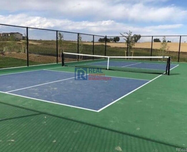 Building Photo - 5525 Wisteria Ave