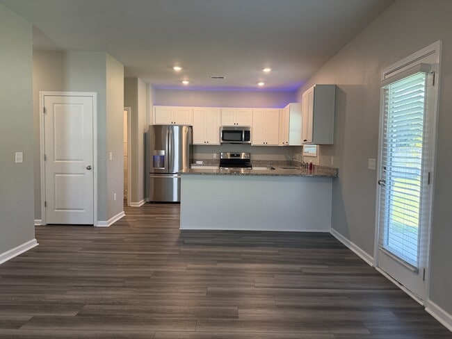 Building Photo - 259 Enclave Wy