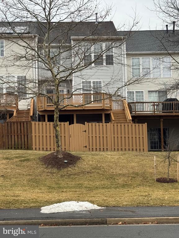 Building Photo - 45776 Mountain Pine Square