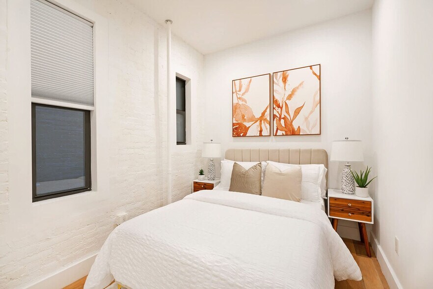 Building Photo - 1290 1st Ave