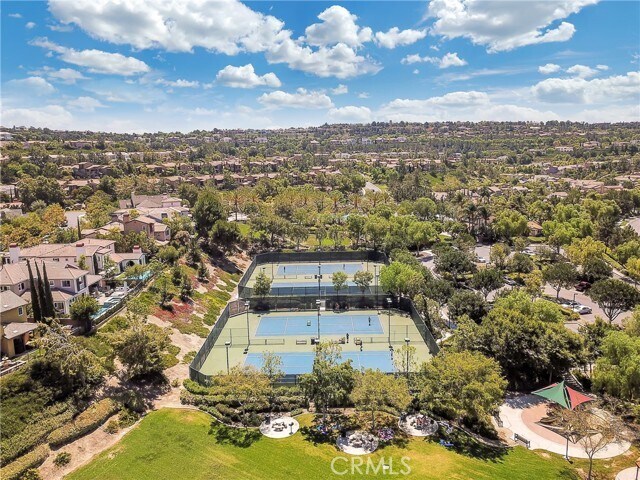 Building Photo - 15 Platinum Cir