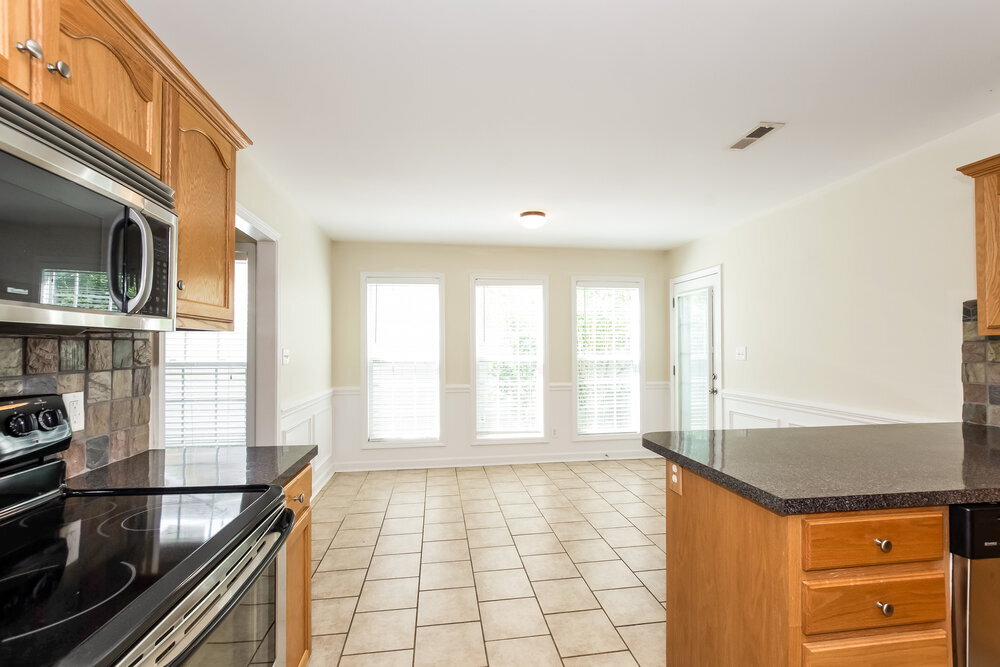 Building Photo - 2970 Deep Cove Dr NW