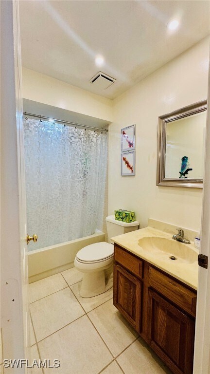 Building Photo - 2024 Pine Isle Ln