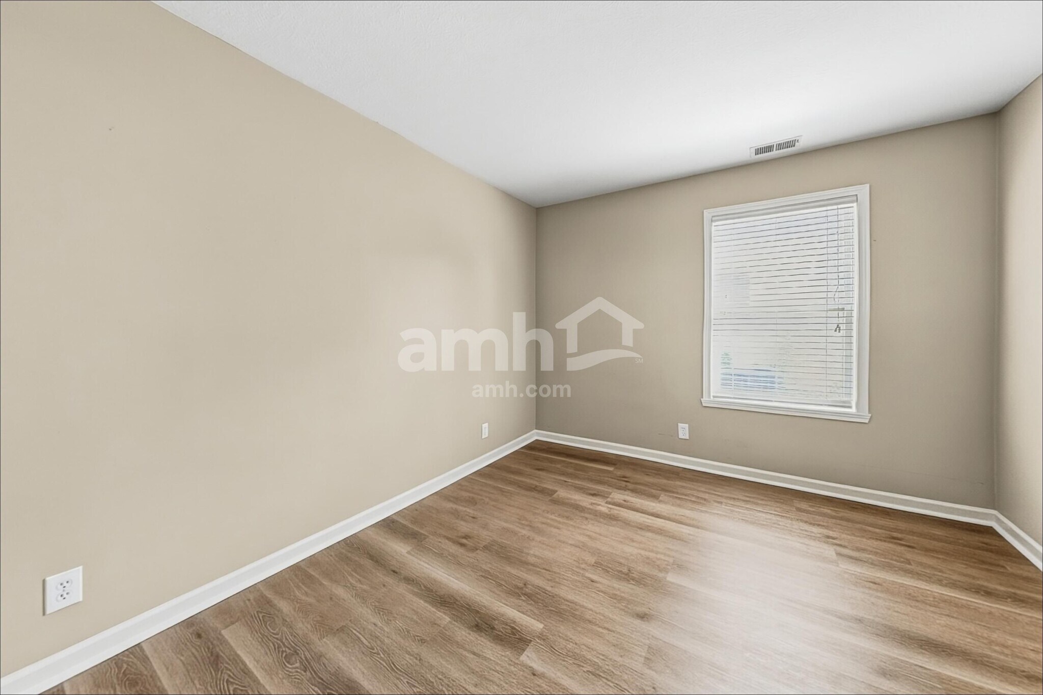 Building Photo - 11447 Drabble Ln