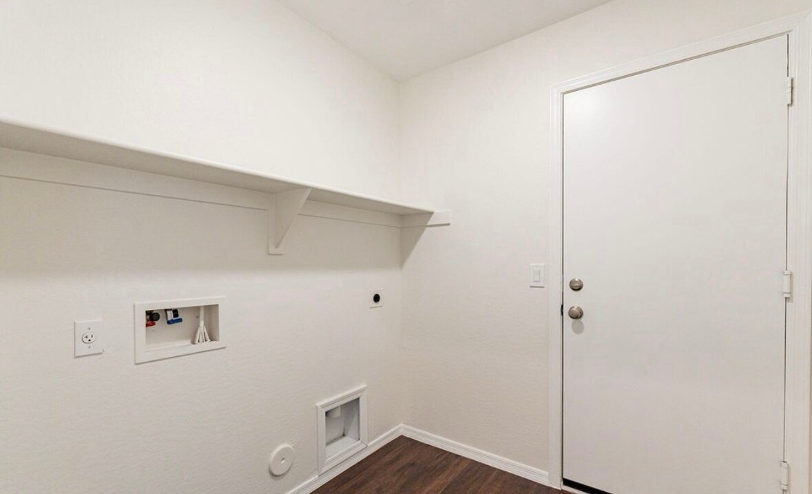 Building Photo - 25524 W Williams St