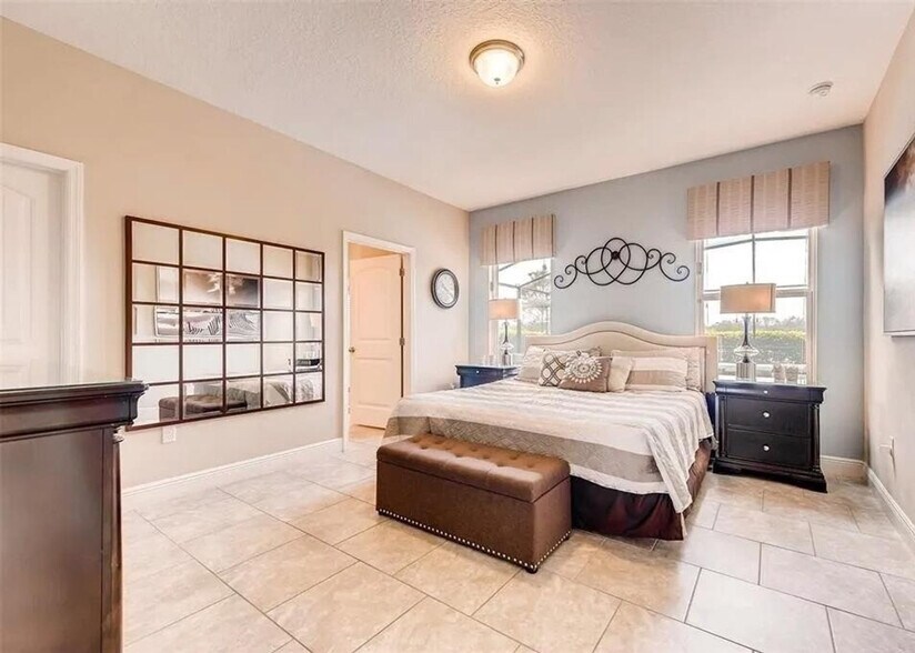Building Photo - 4425 Acorn Ct