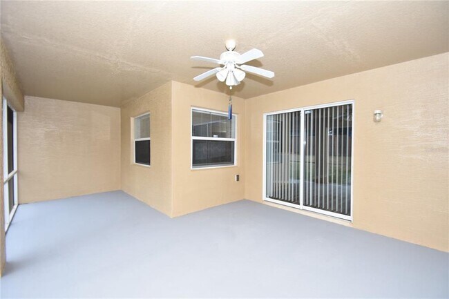 Building Photo - 26 Roller Ln