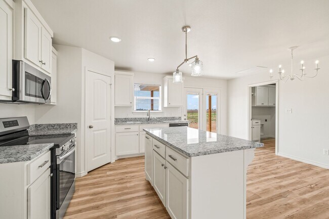Building Photo - 109 North F M 789