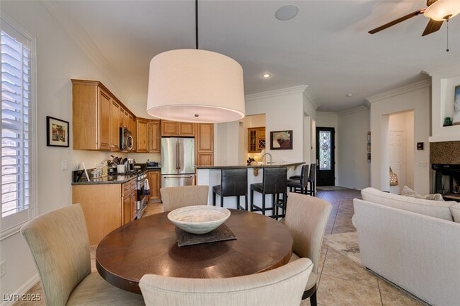 Building Photo - 46 Fountainhead Cir