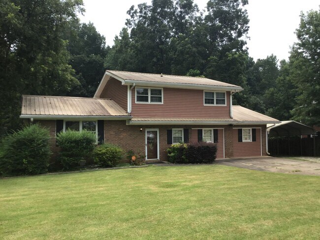 Building Photo - Dorsett6863