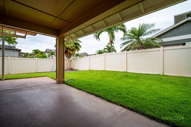 Building Photo - 3 bed 2.5 bath home in Ewa Gen Prescott