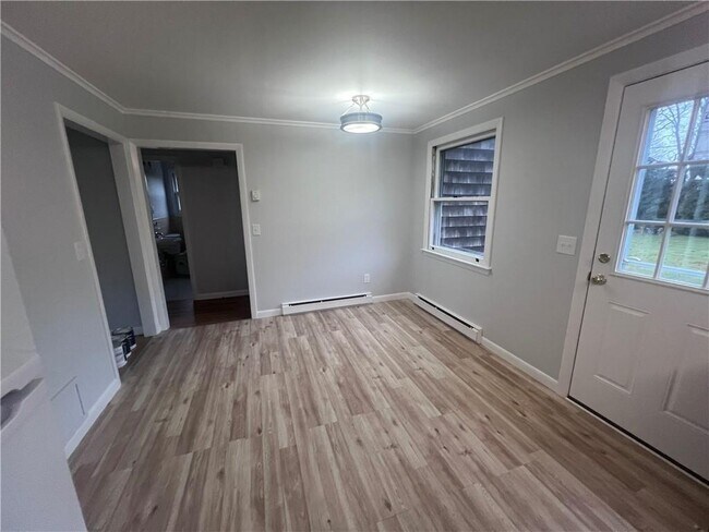 Building Photo - 19 Ethel Dr