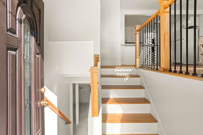 Building Photo - 312 Paragon Mills Rd