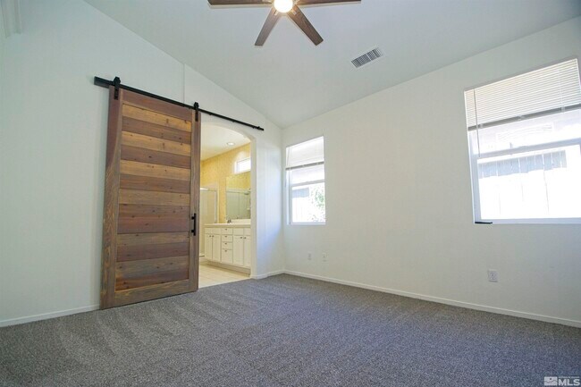 Building Photo - 1167 Tule Dr