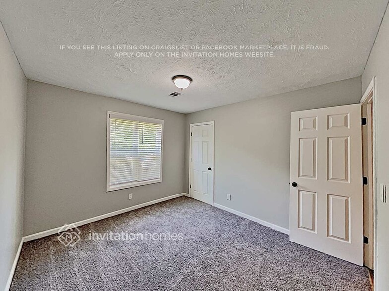 Building Photo - 3209 Meadowlark Ln NW