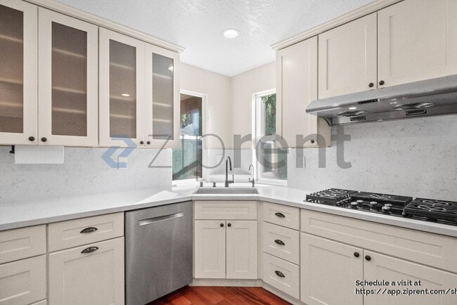 Building Photo - 41098 Bairo Ct