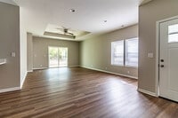 Building Photo - 1526 Park Ave