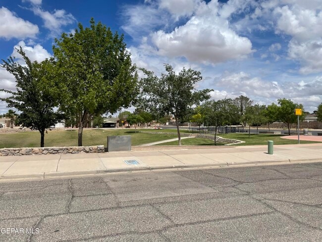 Building Photo - 10604 Fieldrock Ct