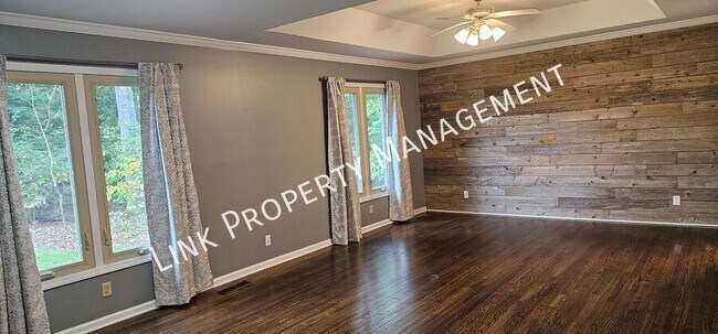 Building Photo - 7701 Elizabeth Way Dr