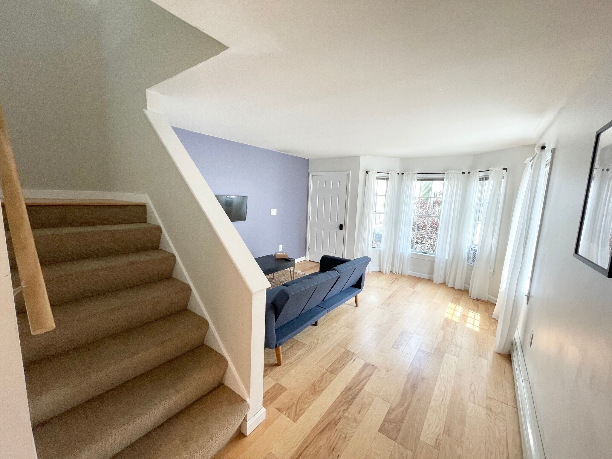 Building Photo - 2 Holden St