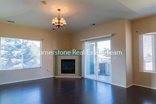 Building Photo - 2094 Legacy Ridge View