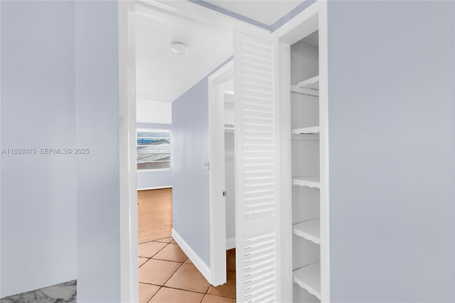 Building Photo - 1300 NE 191st St