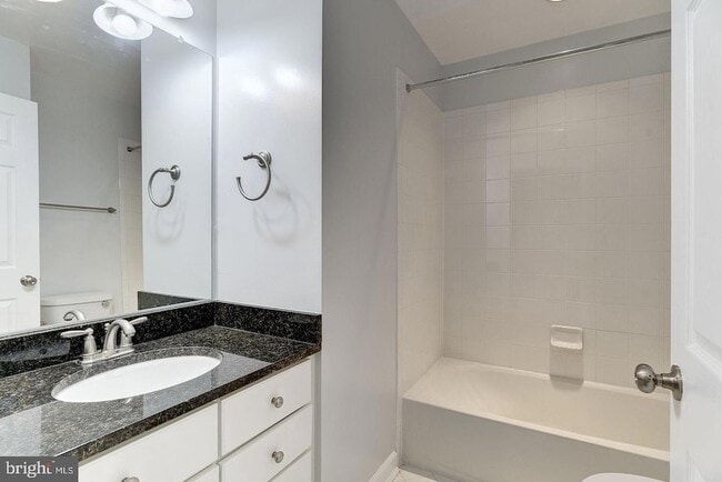 Building Photo - 7576 Maidenhead Dr