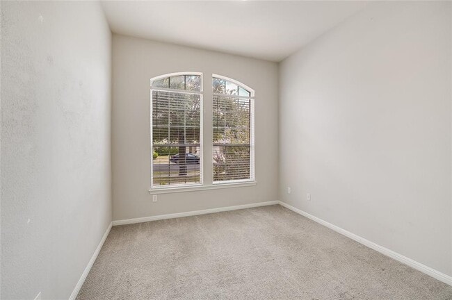 Building Photo - 11716 Larch Valley Dr