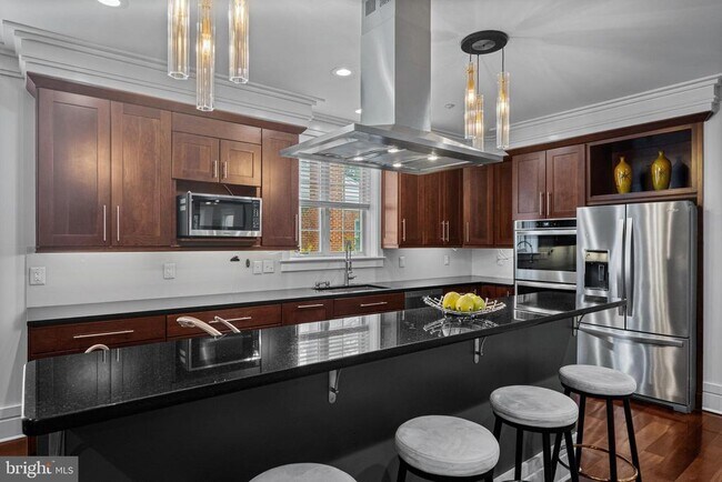 Building Photo - 9715 Singleton Dr