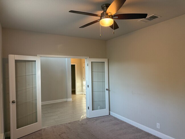 Building Photo - 27027 Oleander Chase