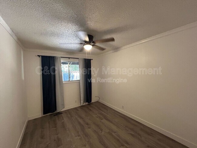 Building Photo - 5535 Olinda Rd