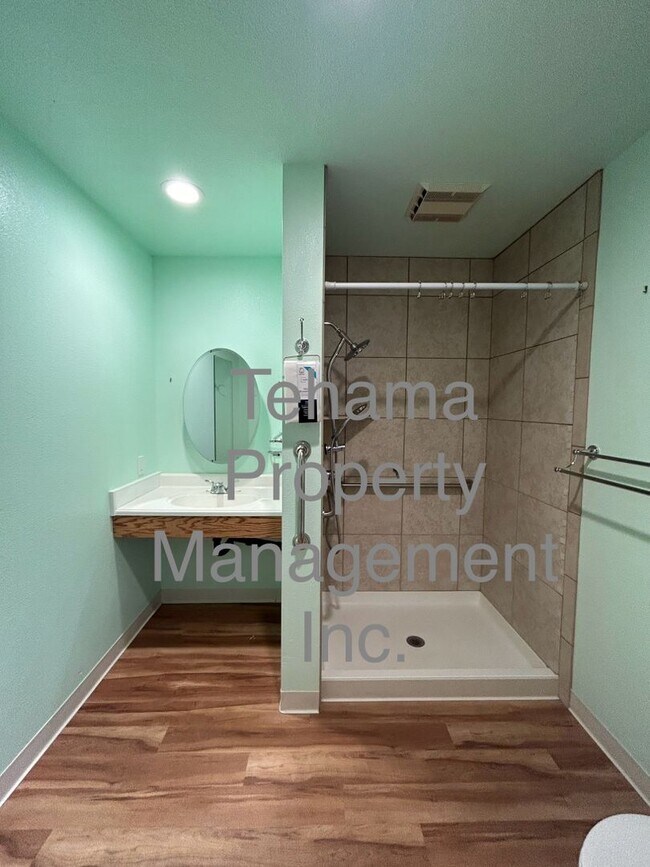 Building Photo - Los Molinos Studio with Mini Split Air Con...