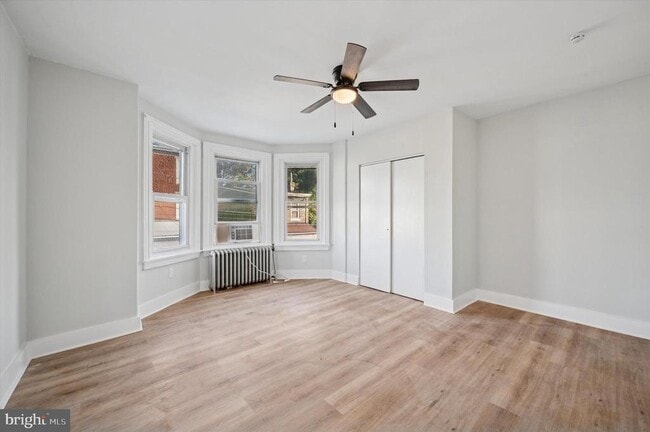 Building Photo - 6328 N Beechwood St