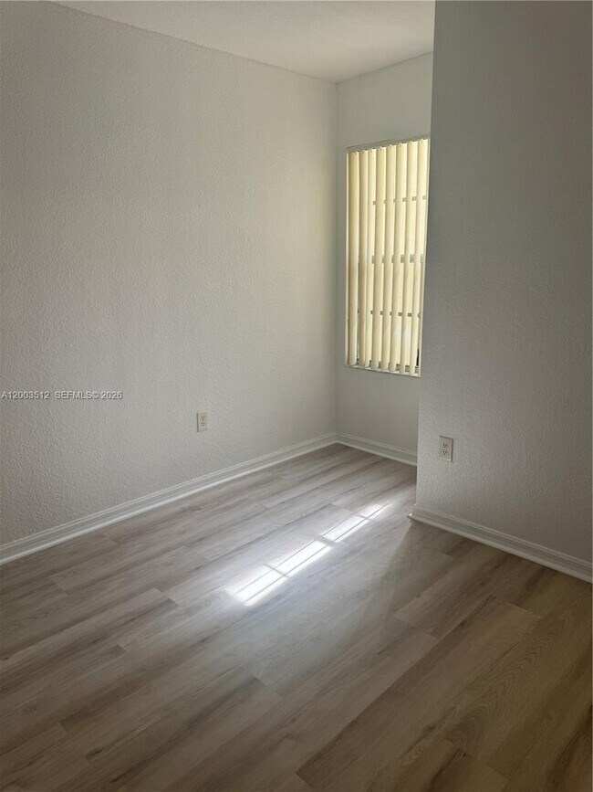 Building Photo - 1109 Belmont Ln