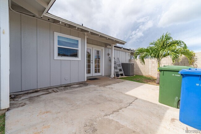 Building Photo - $4,200 | 3br/2ba Single Family Home in Kum...