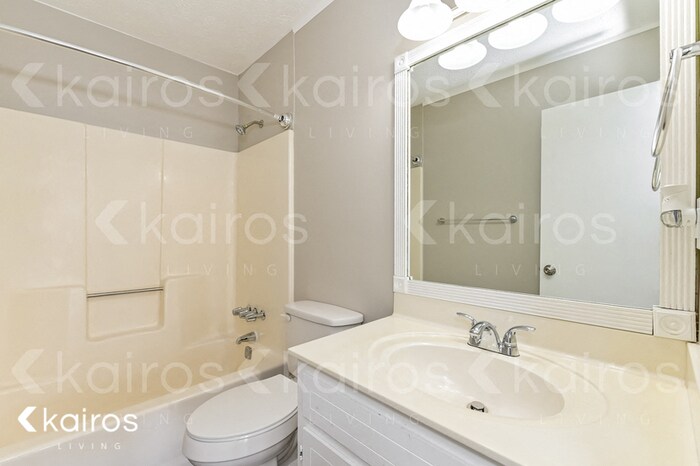 Building Photo - 4631 Cedar Brook Dr SE