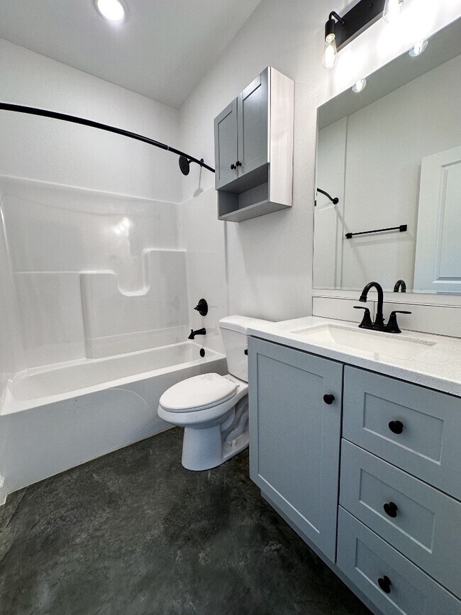 Building Photo - 1604 Crosswood Ct