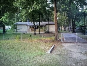 Building Photo - 27418 Lily Ct