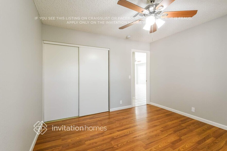 Building Photo - 4050 W Electra Ln