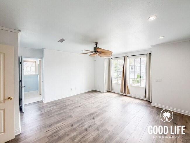 Building Photo - 10056 Riverhead Dr