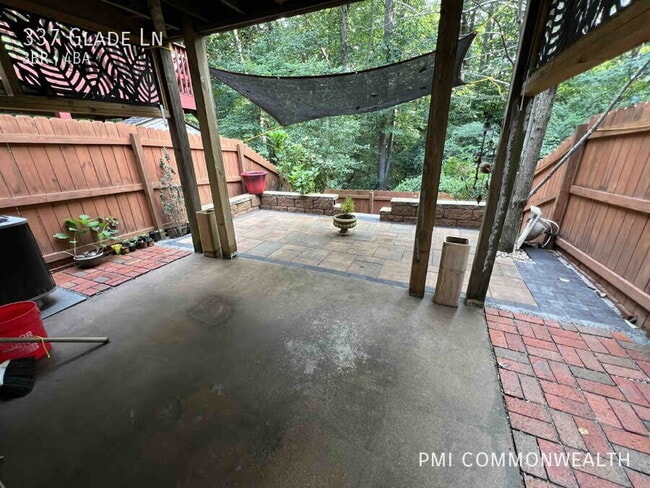 Building Photo - 337 Glade Ln