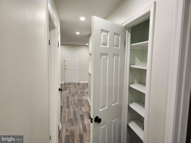 Building Photo - 5700 Olde Mill Ct