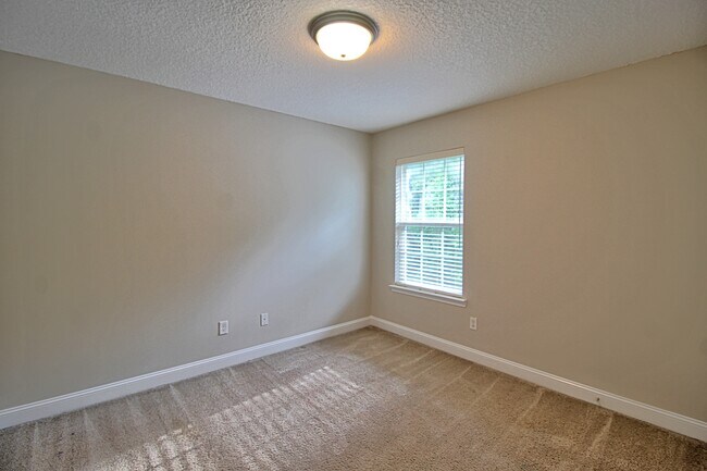 Building Photo - 1203 Cypress Fall Cir