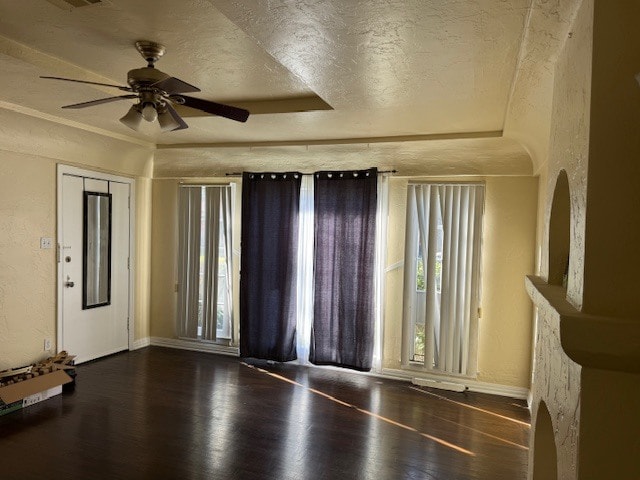 Family Room - 11029 Hesby St