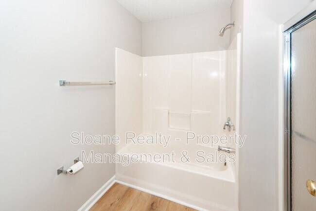 Building Photo - 1322 Pinnacle Ln