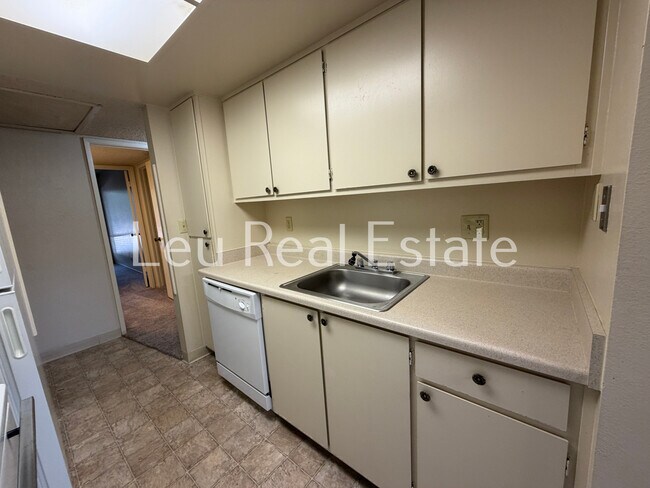 Building Photo - 1009 Fulton Ave