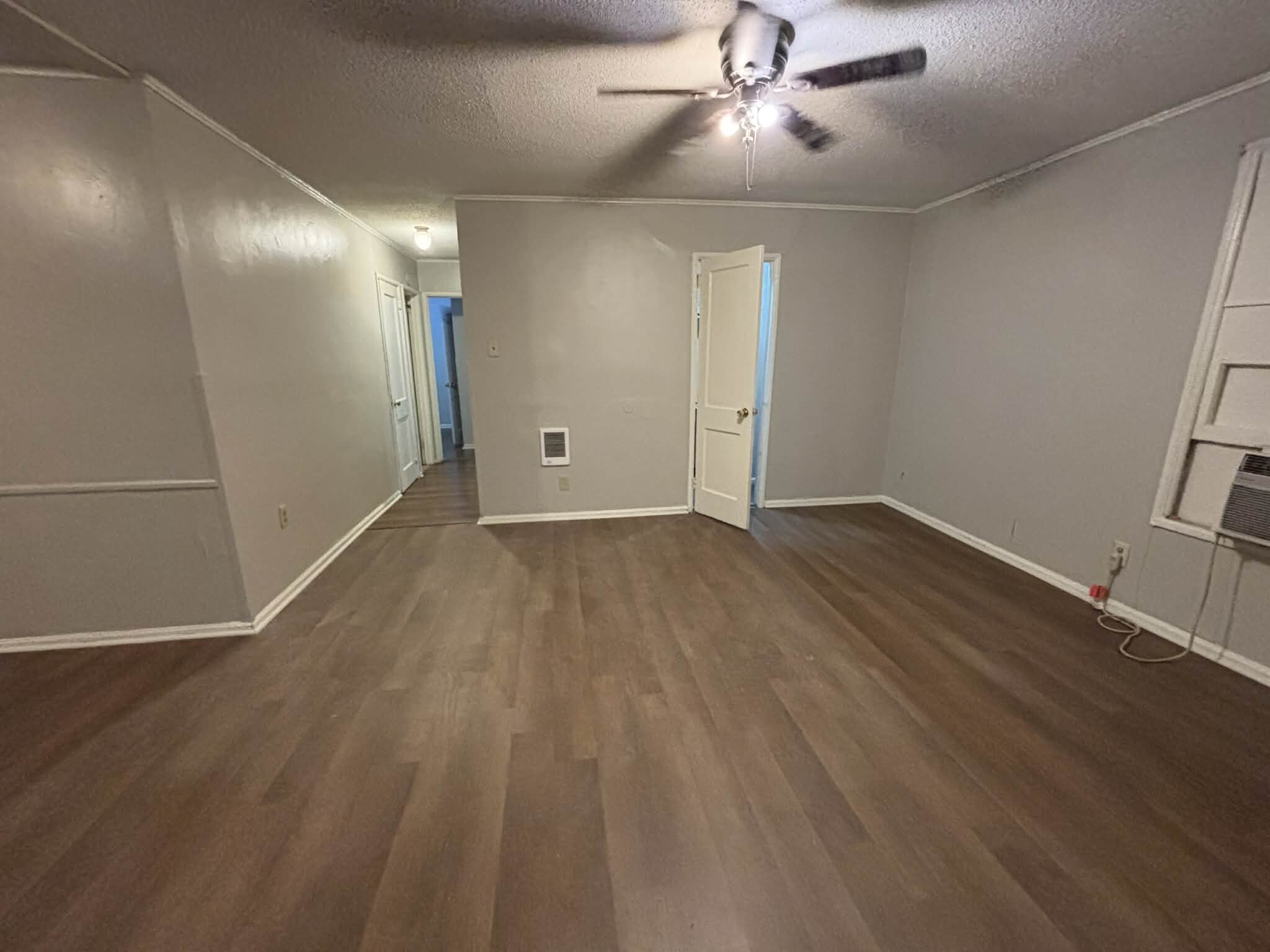 2 - Living room - 1730 Telfair St